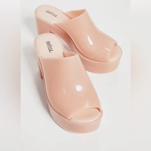 Melissa block heel, open toe, mule sandal! Size 8 (37) and these are adorable! - Picture 3 of 9